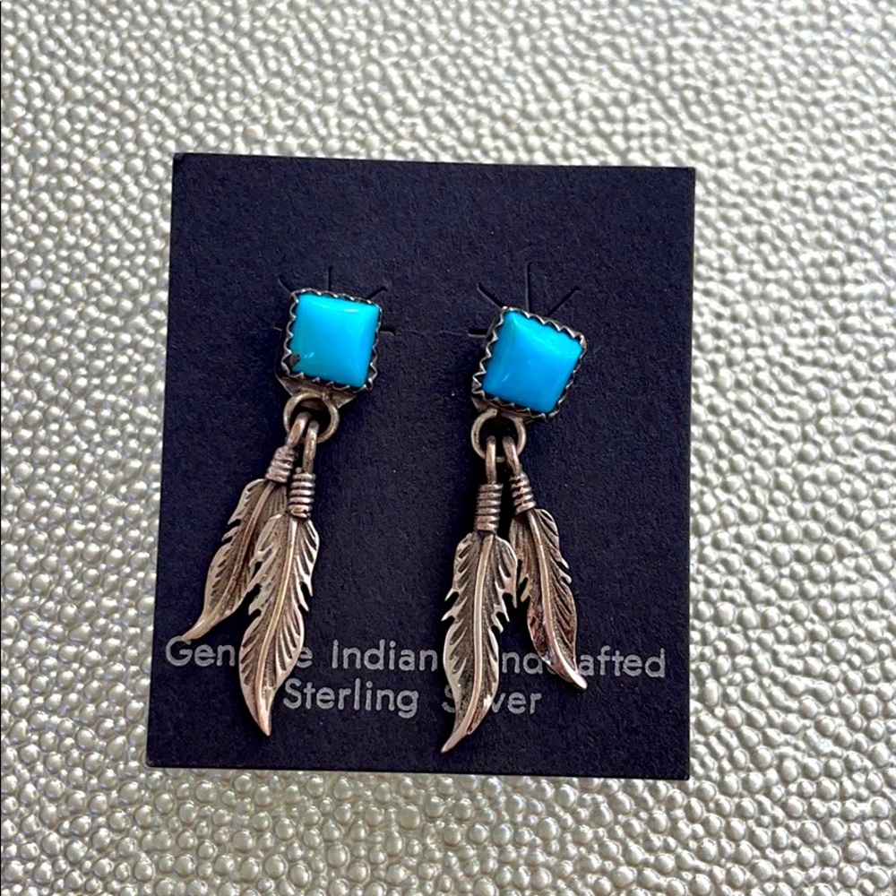 BrandNew Elegant Turquoise Sterling Silver Earrings